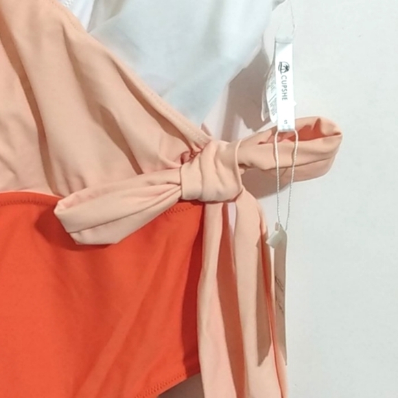 CUPSHE ORANGE AND WHITE COLOR BLOCK ONE PIECE WRAP TIE SWIMSUIT SIZE XS  NWT - Picture 7 of 12